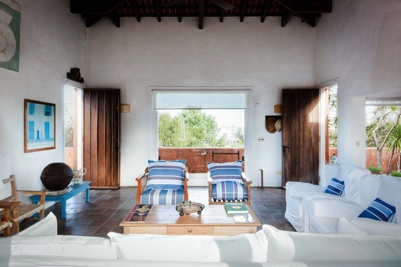 Casa de cinco dormitorios en alquiler en Montoya